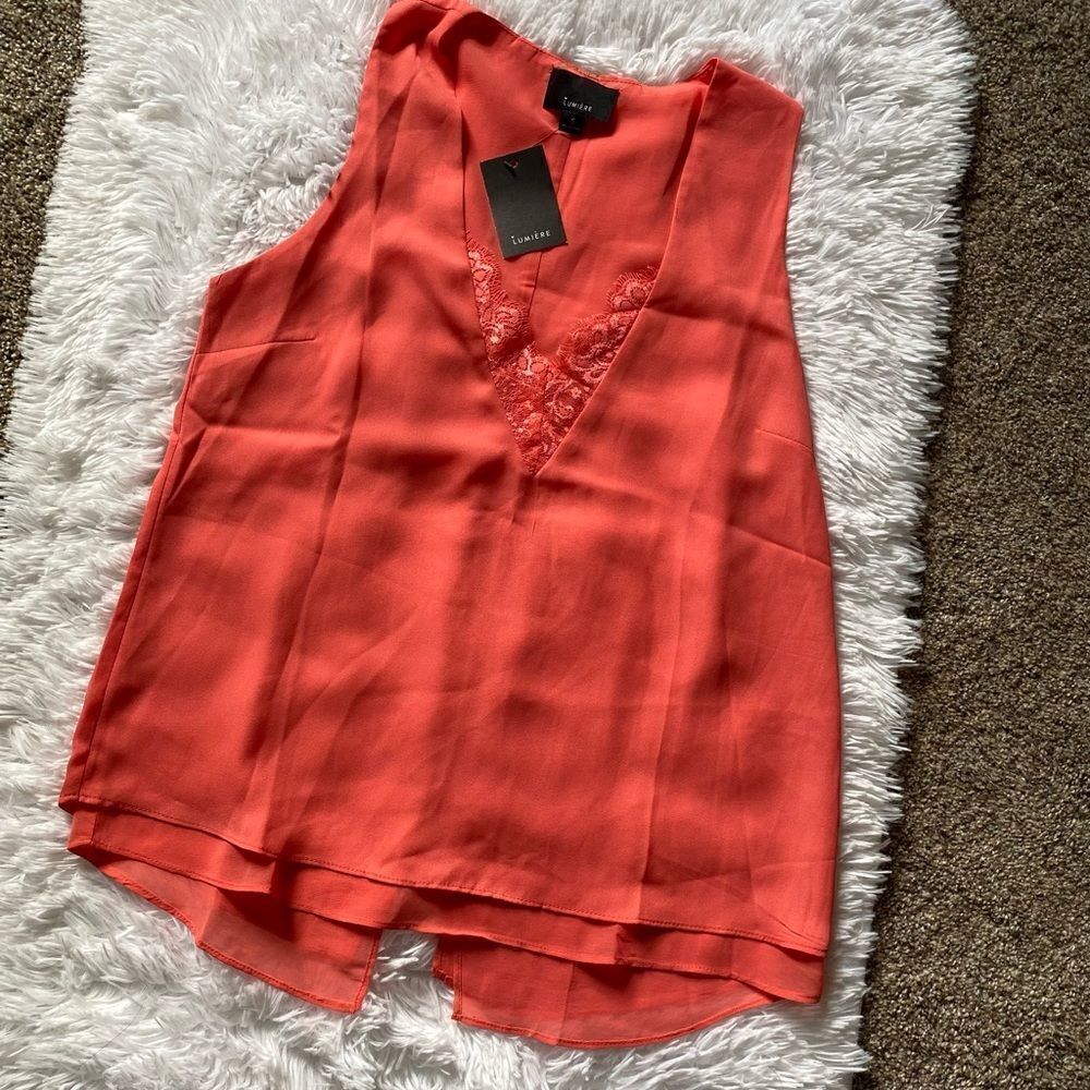 ‎Lumiere Vneck Sleeveless Top Size Small New with Tags NWT